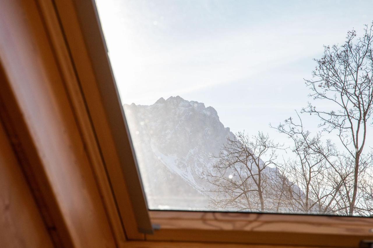 Bergzauber Apartment Garmisch-Partenkirchen Exterior photo